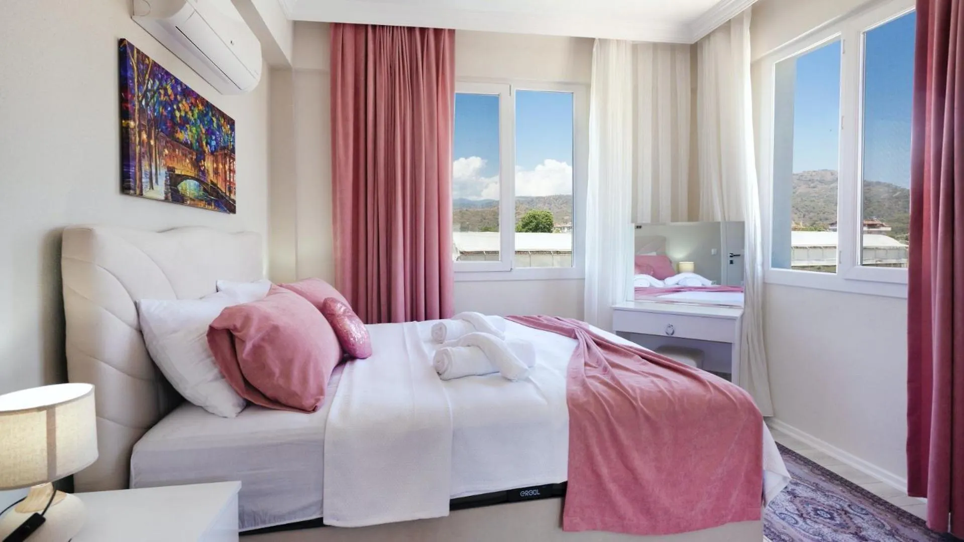 Fethiye 4 Bedroom Villa 2555