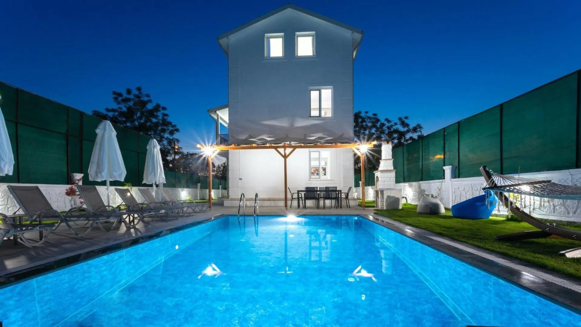 Fethiye 4 Bedroom Villa 2555