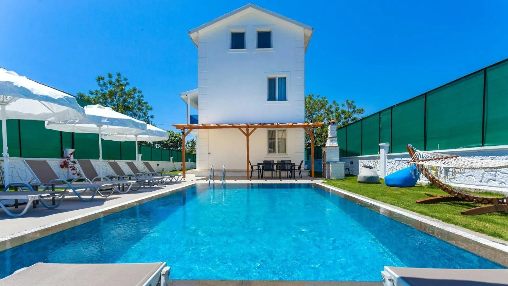 Fethiye 4 Bedroom Villa 2555